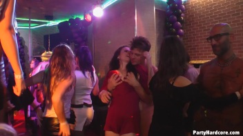 Party Hardcore Gone Crazy Vol. 38 Part 9 - Cam 4 Screencap 50 on www.sinx.com