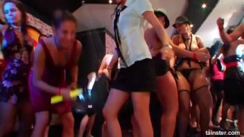 Gash Bash Part 6 - Shower Cam Screencap 92 on www.sinx.com