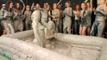 Two Dozen Babes Cheer On The Mud Fight Screencap 42 on www.sinx.com