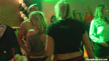 Party Hardcore Gone Crazy Vol. 37 Part 8 - Cam 4 Screencap 59 on www.sinx.com