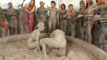 Muddy Fucking Slamdown! Screencap 29 on www.sinx.com