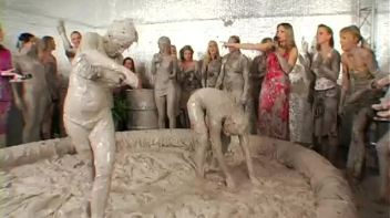 Muddy Fucking Slamdown! Screencap 52 on www.sinx.com