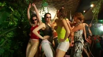 Jungle Bangers Part 1 - Shower Cam Screencap 87 on www.sinx.com