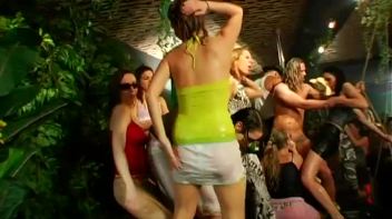 Jungle Bangers Part 1 - Shower Cam Screencap 88 on www.sinx.com