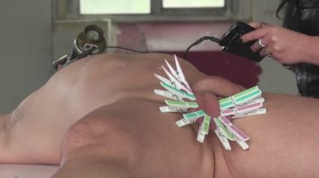 CBT mit Klammern Screencap 16 on www.sinx.com