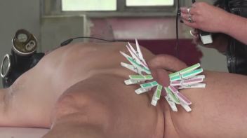 CBT mit Klammern Screencap 17 on www.sinx.com