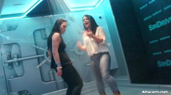 Dressed To Wetlook Impress! Screencap 1 on www.sinx.com