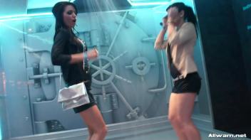 Dressed To Wetlook Impress! Screencap 50 on www.sinx.com