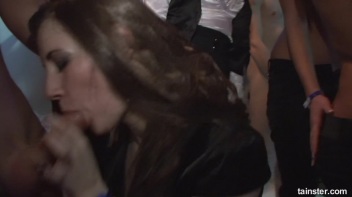 Winter WonderBang Part 3 - Cam 3 Screencap 28 on www.sinx.com