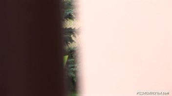 The Landscaper Screencap 7 on www.sinx.com