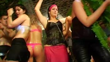 Jungle Bangers Part 4 - Shower Cam Screencap 99 on www.sinx.com