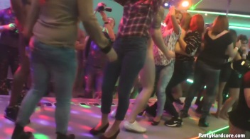 Party Hardcore Gone Crazy Vol. 31 Part 7 - Cam 3 Screencap 86 on www.sinx.com