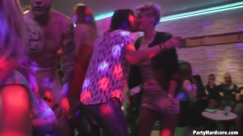 Party Hardcore Gone Crazy Vol. 31 Part 7 - Cam 3 Screencap 24 on www.sinx.com