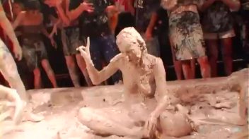 From Satin Queens To Muddy Dogs! Screencap 82 on www.sinx.com