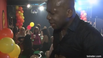 Gash Gamblers Part 3 - Main Edit Screencap 119 on www.sinx.com