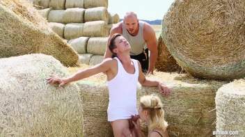 Morning bisexual surprise on a farm Screencap 14 on www.sinx.com