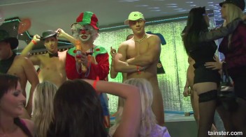 Welcome To The Mad House Part 2 - Cam 1 Screencap 33 on www.sinx.com