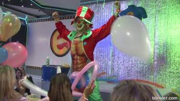 Welcome To The Mad House Part 2 - Cam 1 Screencap 8 on www.sinx.com