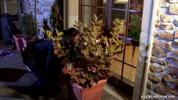 Piss Orgy, Babes Love His Liquid Screencap 6 on www.sinx.com