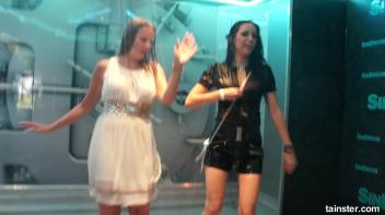 Dirty Wet Dancing Screencap 9 on www.sinx.com