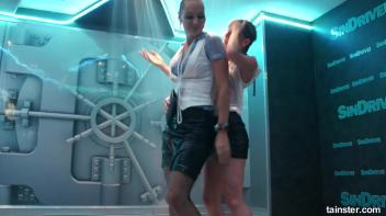 Dirty Wet Dancing Screencap 29 on www.sinx.com