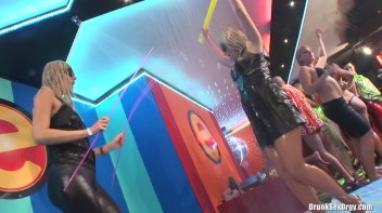 Bikini Beach Balls Part 4 - Cam 4 Screencap 113 on www.sinx.com