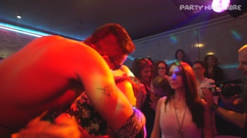 Party Hardcore Gone Crazy Vol. 25 Part 1 - Cam 3 Screencap 56 on www.sinx.com