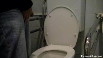 Shopping For Cock Screencap 16 on www.sinx.com