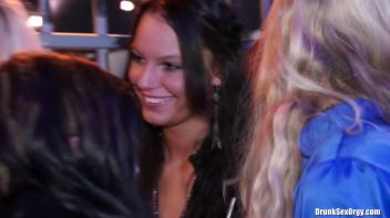 Winter Fuck Jam Part 1 - Cam 4 Screencap 1 on www.sinx.com