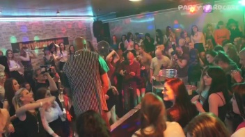 Party Hardcore Gone Crazy Vol. 27 Part 2 - Cam 2 Screencap 38 on www.sinx.com