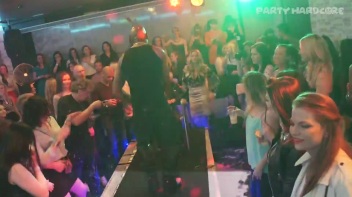 Party Hardcore Gone Crazy Vol. 27 Part 2 - Cam 2 Screencap 45 on www.sinx.com