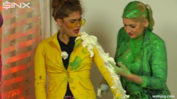 Cream Covered Cuties Look Good Enough To Eat! Screencap 7 on www.sinx.com