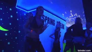 Spring Break Blow-Out Part 4 - Cam 4 Screencap 56 on www.sinx.com
