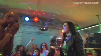 Party Hardcore Gone Crazy Vol. 27 Part 2 - Cam 4 Screencap 105 on www.sinx.com