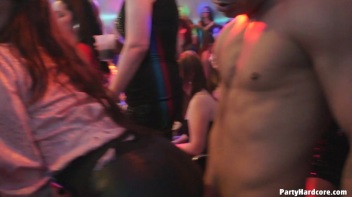 Party Hardcore Gone Crazy Vol. 9 Part 2 - Cam 3 Screencap 30 on www.sinx.com