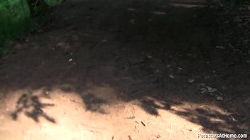 Rihanna Gives Her Man A Hand Screencap 116 on www.sinx.com