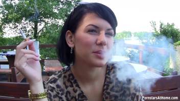 Rihanna Gives Her Man A Hand Screencap 20 on www.sinx.com