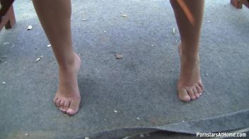 Rihanna Gives Her Man A Hand Screencap 32 on www.sinx.com