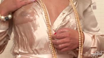 Extreme Cum Slut Screencap 10 on www.sinx.com