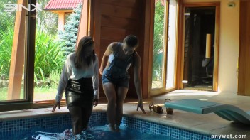 Twins Enjoy A Fully Clothed Splash In The Pool Screencap 12 on www.sinx.com