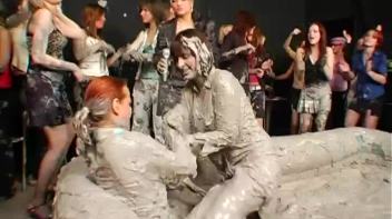 Tearing Each Other Up In The Mud Screencap 10 on www.sinx.com