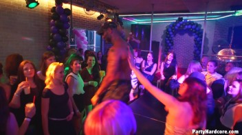 Party Hardcore Gone Crazy Vol. 38 Part 2 - Cam 2 Screencap 63 on www.sinx.com