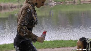 Eurobabes Know How To Have A Picnic Screencap 68 on www.sinx.com