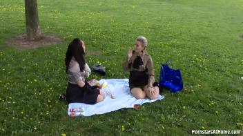 Eurobabes Know How To Have A Picnic Screencap 22 on www.sinx.com