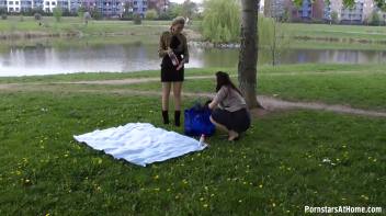 Eurobabes Know How To Have A Picnic Screencap 3 on www.sinx.com