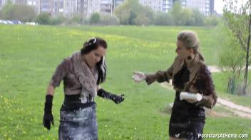 Eurobabes Know How To Have A Picnic Screencap 49 on www.sinx.com