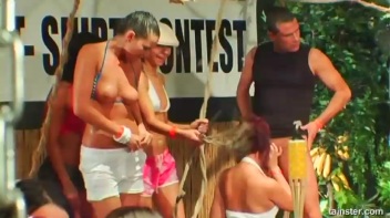 Spring Break Part 1 - Cam 1 Screencap 35 on www.sinx.com