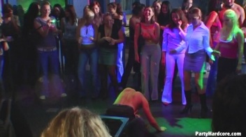 Party Hardcore Vol. 86 Part 1 - Cam 2 Screencap 42 on www.sinx.com