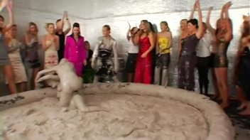 Insane Wet and Messy Mud Match Screencap 97 on www.sinx.com