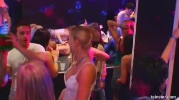 Blue Jean Babes Part 1 Cam 1 Screencap 38 on www.sinx.com
